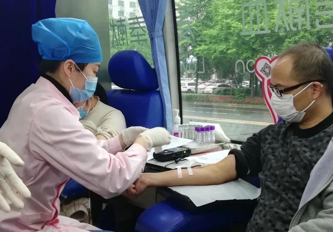 愛心獻(xiàn)血，溫暖中國，湖南萬達(dá)在行動！